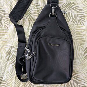 Central Park Sling | Baggallini